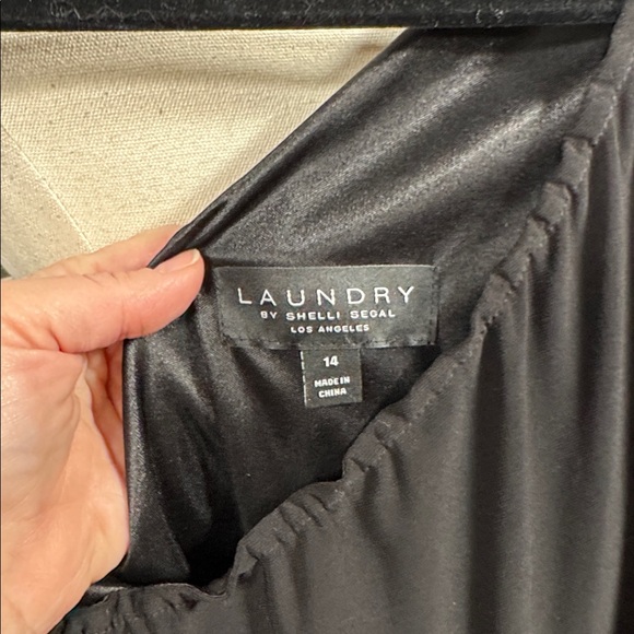 Laundry By Shelli Segal Black One-Shoulder Dress - Picture 3 of 5